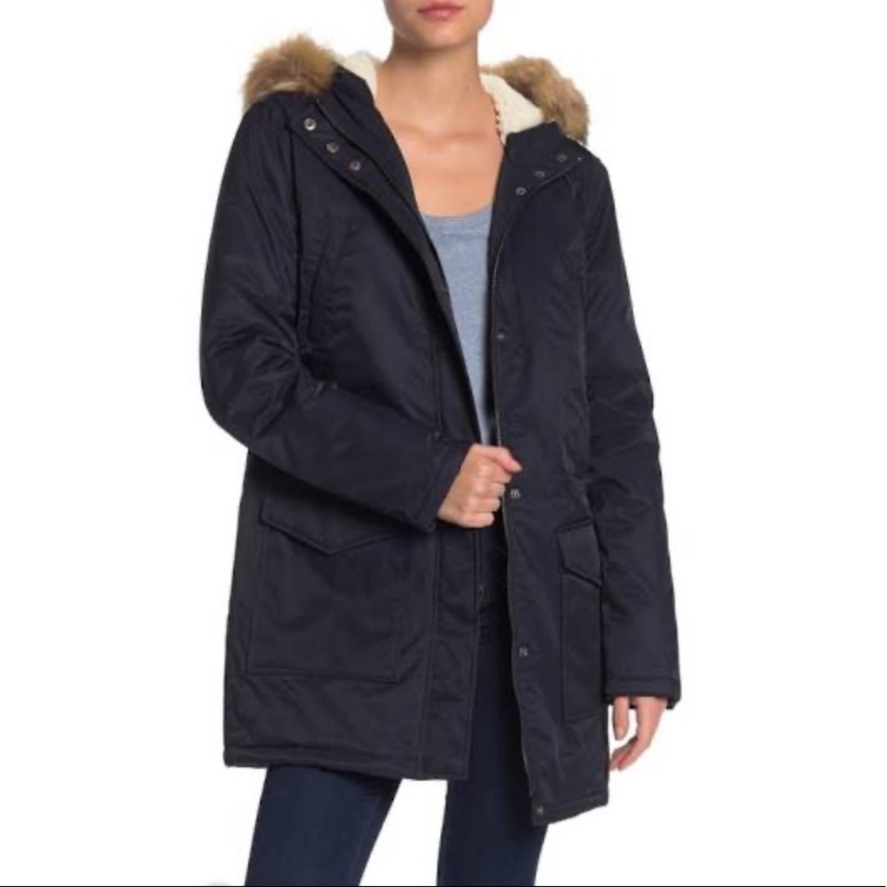 Levi’s long fur hood coat navy